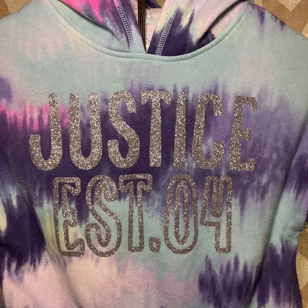 Justice Girls Size 7/8 Small Dye Glitter Logo Cropped Hoodie Sweatshirt